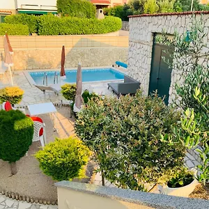 https://residence-eva-island-krk-punat.primorje-gorskikotar.com